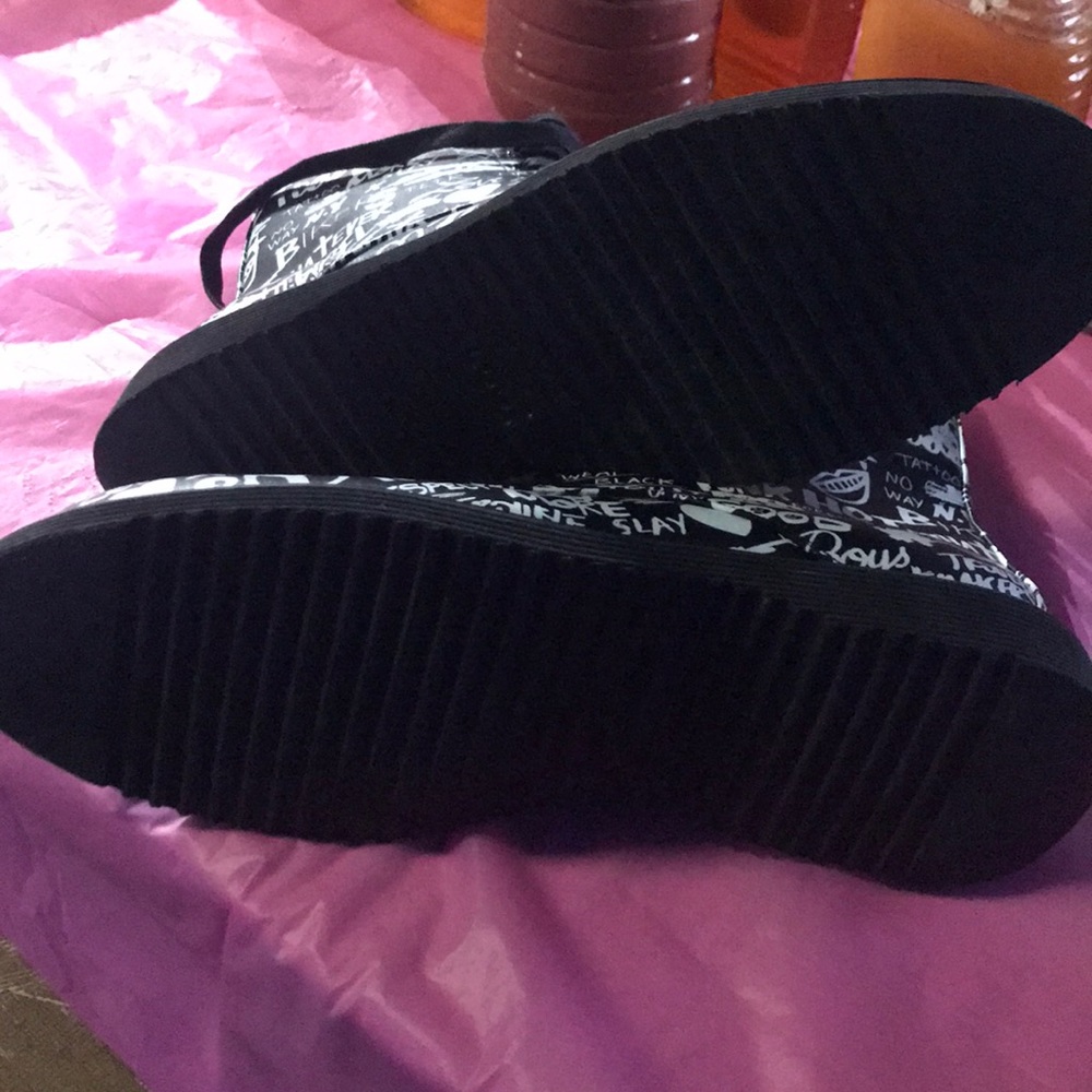New Aldo Boots - Picture 4 of 7
